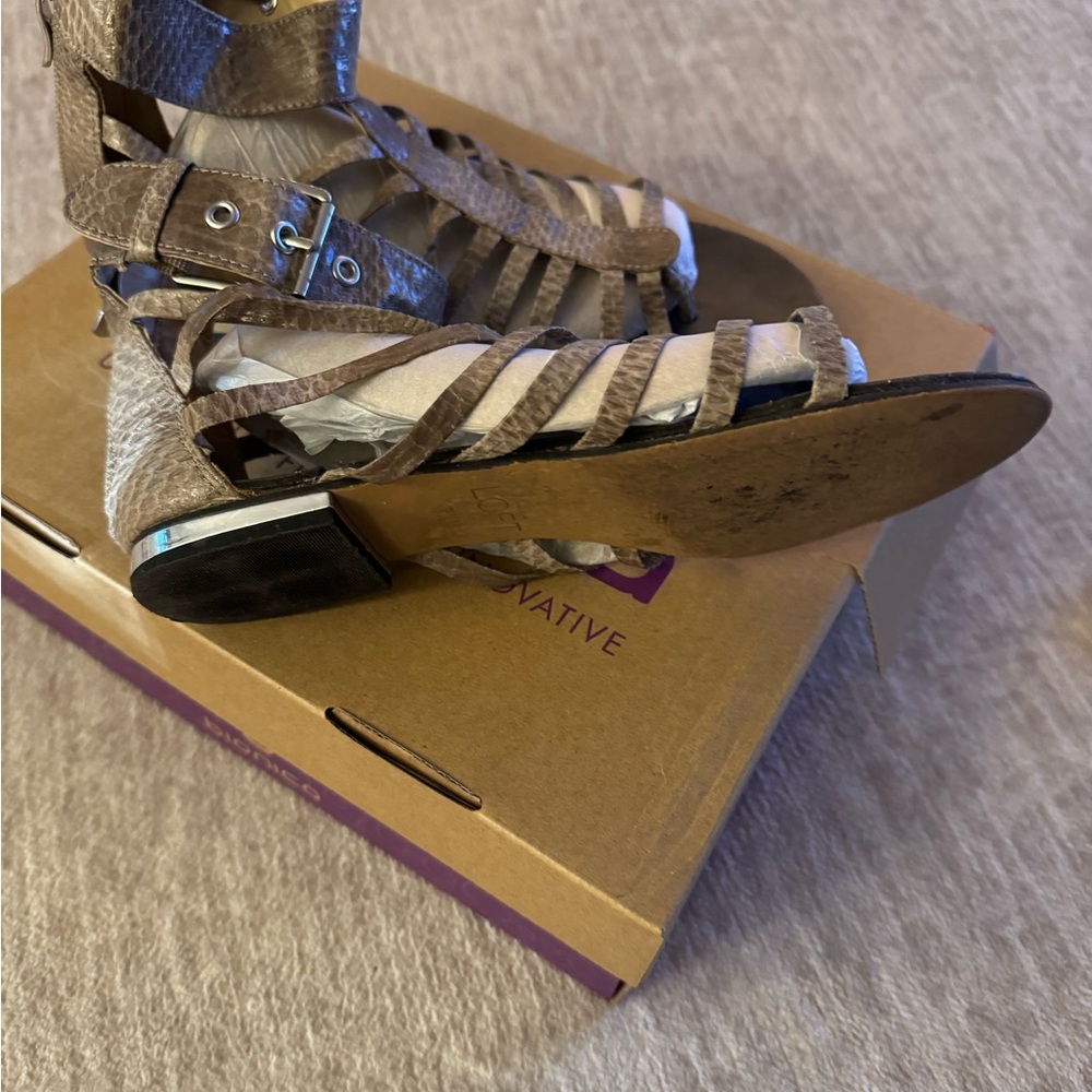 Loft Stylish Brown Gladiator Sandals - Picture 4 of 6
